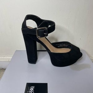 Black chunky strap heel